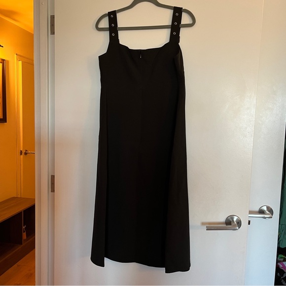 LBV Black Buckle Strap Midi Dress Size 8 - Picture 4 of 7